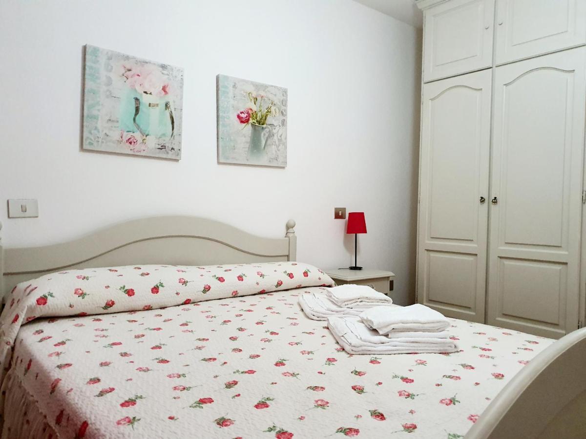Dommos - Sunrise Apartments Cala Liberotto Eksteriør billede
